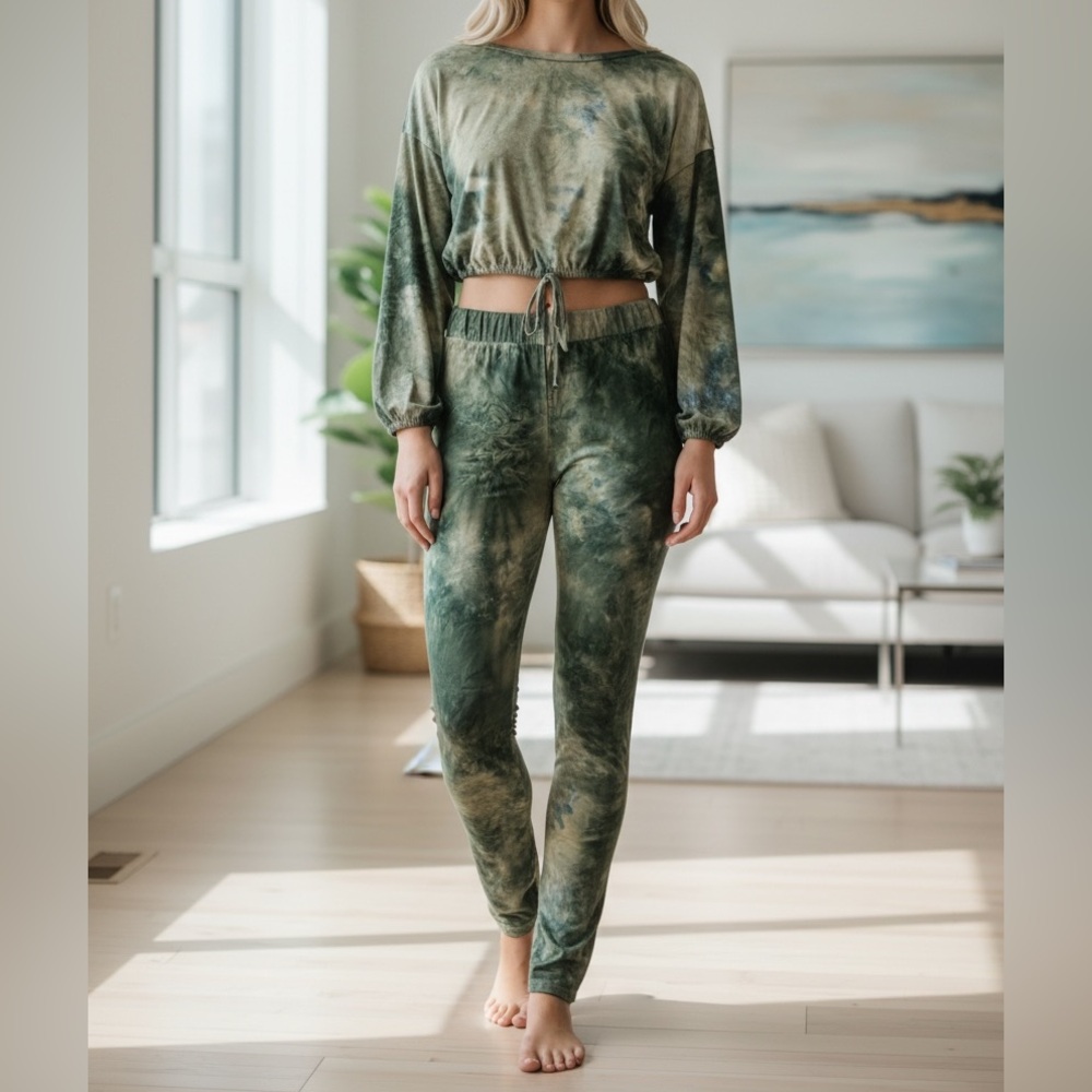 Ellie & Kate Green Tie Dye Matching Set Crop Top & Leggings Size M